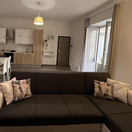 Apartment Tranquil In Historical Centre Trapani
